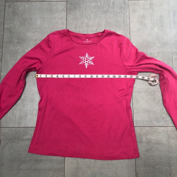 Fun Snowflake long sleeve tshirt fr Talbots in festive pink! - Picture 5 of 8